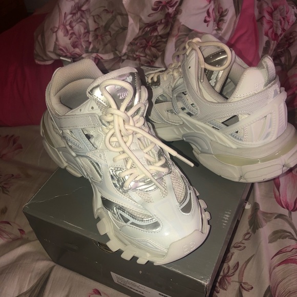 balenciaga track 2s